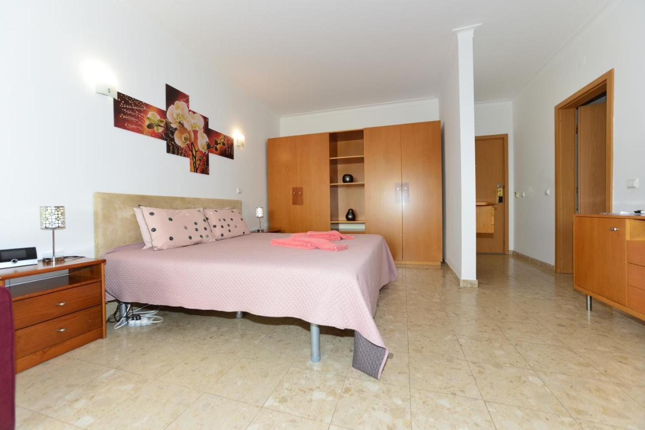 High In The Sky Apartment Portimao Exterior photo