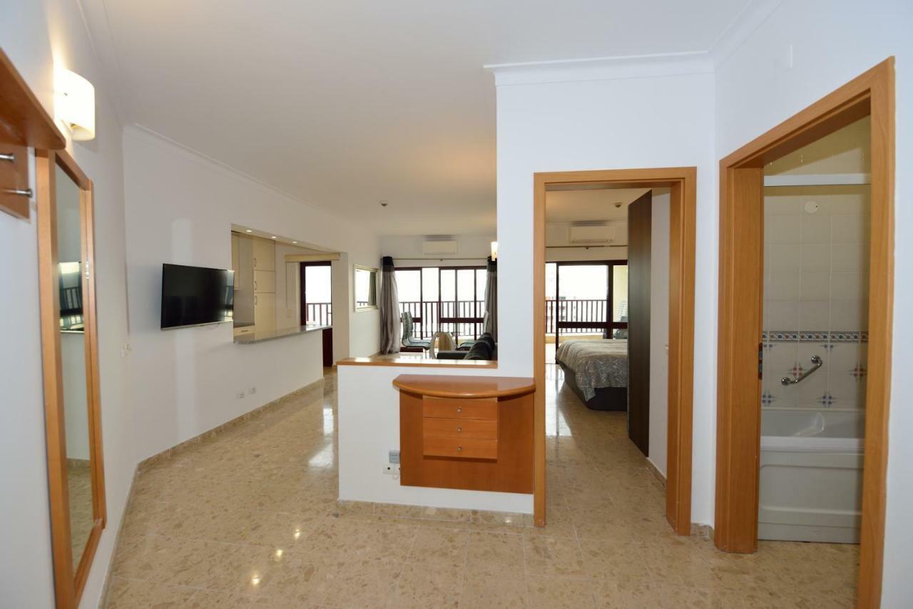 High In The Sky Apartment Portimao Exterior photo